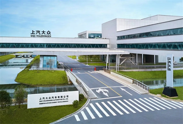 品牌丨合资品牌销冠续写传奇：上汽大众以"油电并进"迎战2025