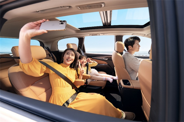 全球唯一10万级混动MPV——上汽大通 G50 混动上市，售价13.98万起